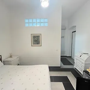 Trainspot Guest house